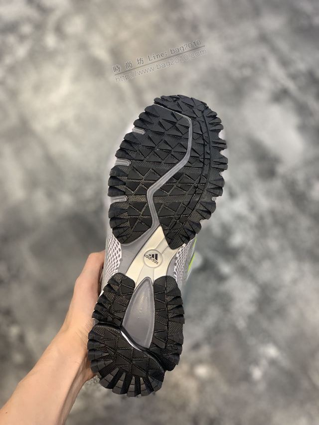 Adidas鞋 阿迪達斯秋冬新品 馬拉松 豬巴加厚網 休閒運動慢跑鞋 男女同款  hdx13288